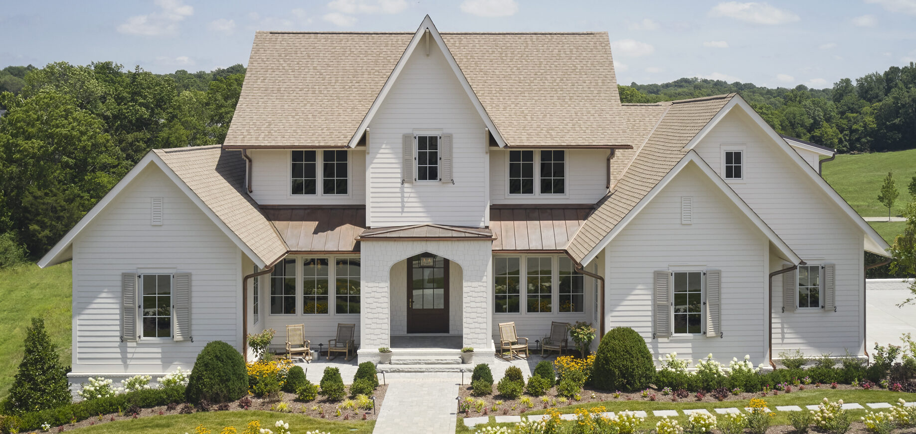 New roof and siding installed on a Northern Virginia home by NOVA Installations