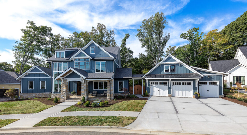 Virginia Durable asphalt roofing system designed for long term protection from Nearby professional installers