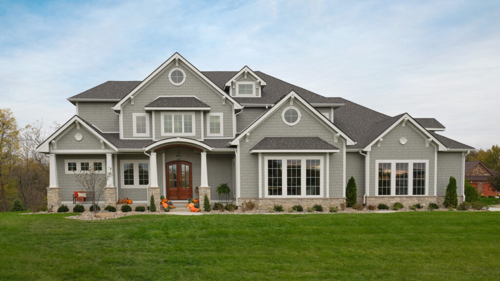 Replacement siding improving energy efficiency and appearance
